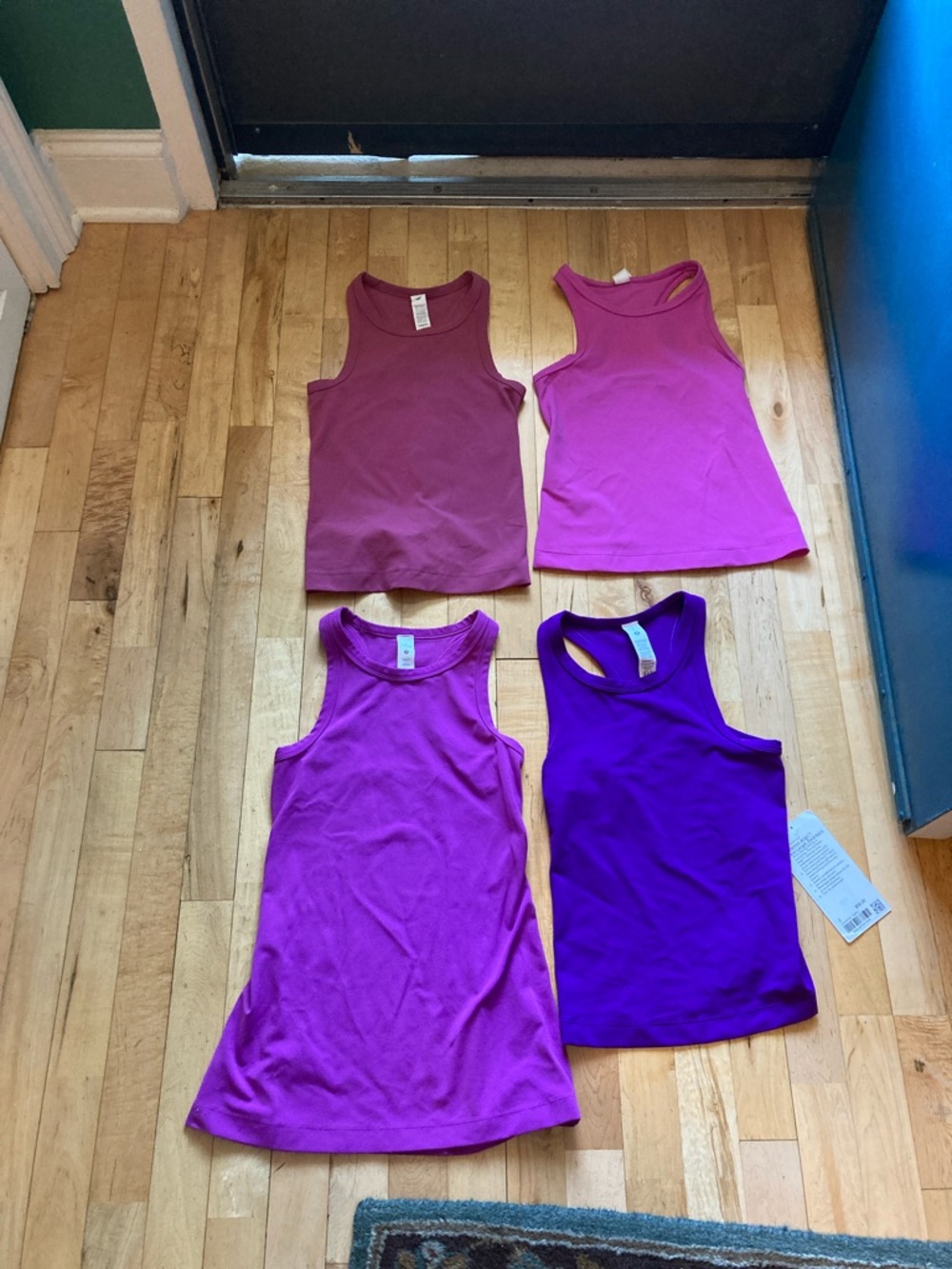 Bundle of 4 Lululemon align tank tops size 2